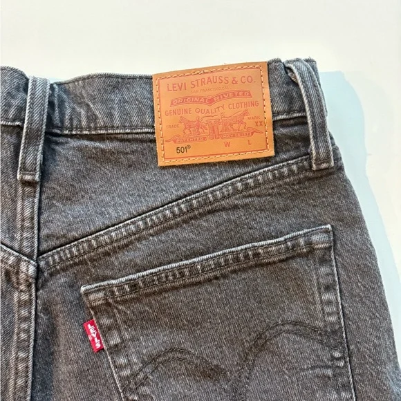 Levis 501 shorts - Picture 3 of 3
